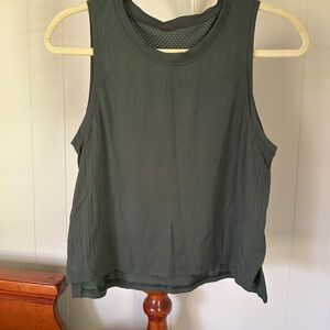Lululemon Train to Be Tank Top - Green